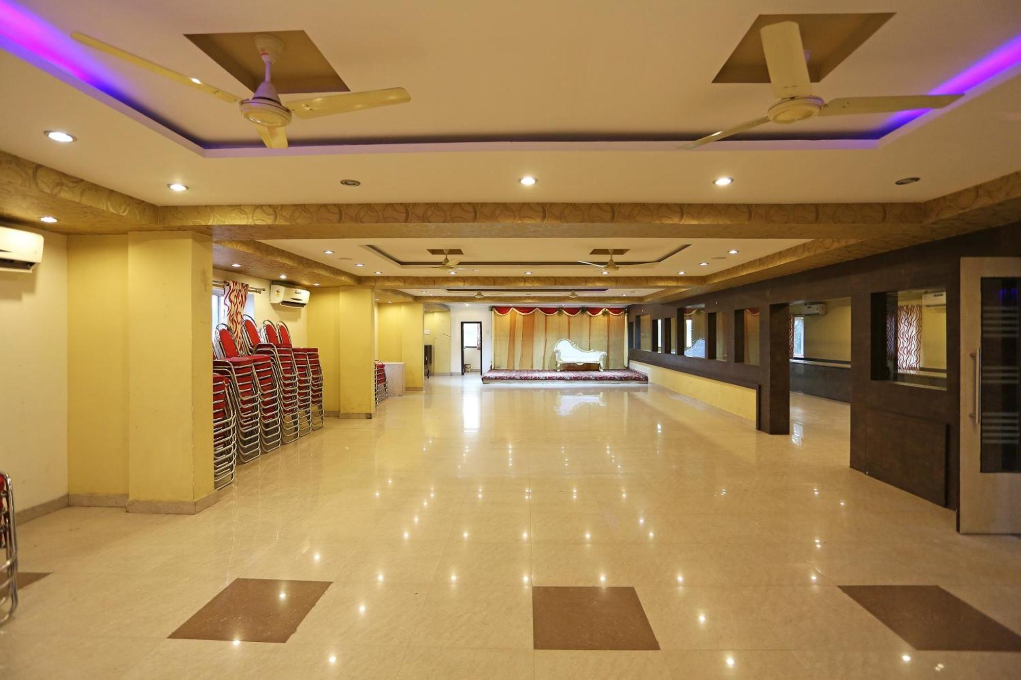 Hotel O Ds Grand Inn Lingampalli Exterior photo