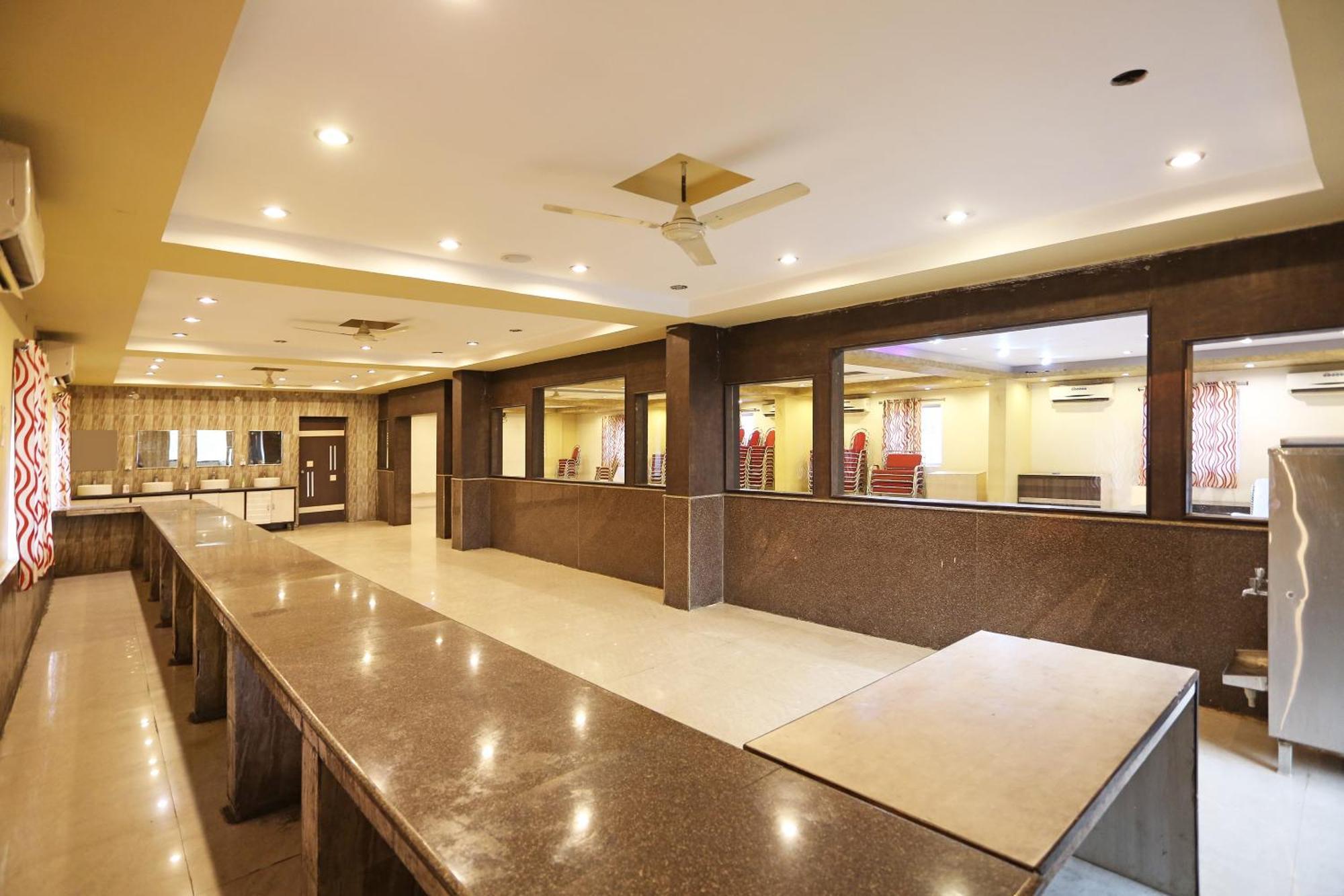 Hotel O Ds Grand Inn Lingampalli Exterior photo